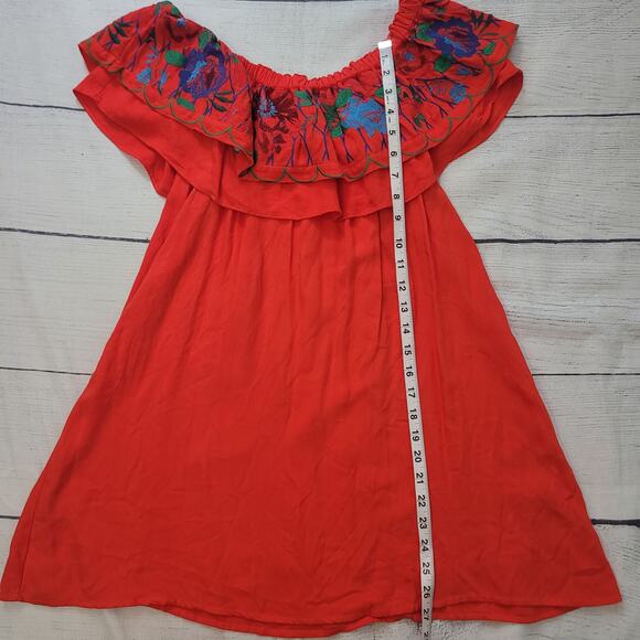 Altar’d State Size S Red Embroidered Off Shoulder Dress Boho Floral Summer - Picture 5 of 9
